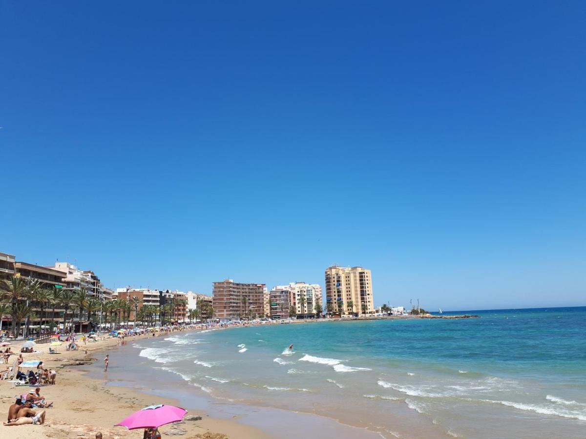 Modern Apartment On Playa Del Cura 또레비에하 외부 사진